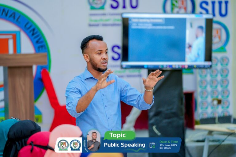 𝐩𝐮𝐛𝐥𝐢𝐜 𝐬𝐩𝐞𝐚𝐤𝐢𝐧𝐠